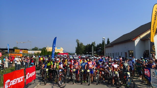 CONTINENTAL NOVODUBNICKÝ MARATÓN 2013 cyklopretek v lese naozaj pre každého - bikepoint.sk