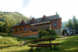 11. Žiarská chata (1325 mnm)